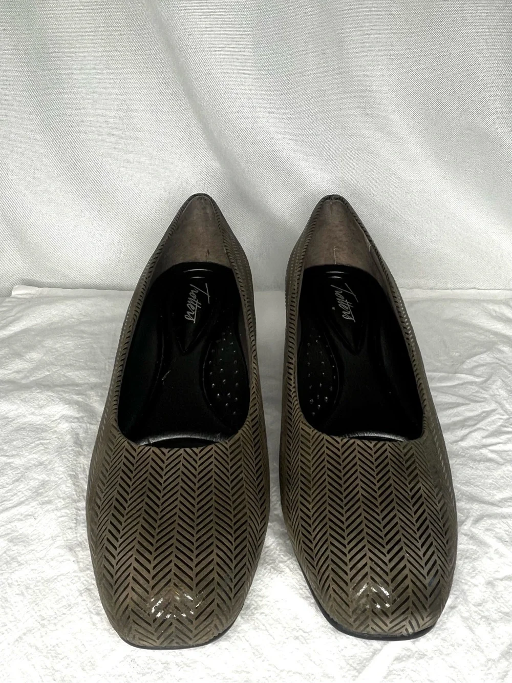 Torrid Taupe Herringbone Cutout Low Wedge Pumps Size 9M